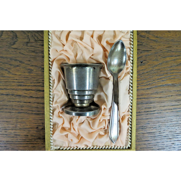 Vintage Silver Plated Baby Infant Cup And Spoon Christening - Picture 2 of 5